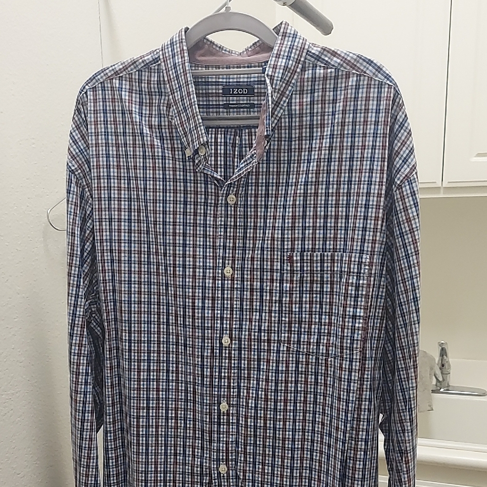 Izod Men's Multicolor Checkered Shirt